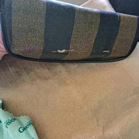 Sunglasses FENDI - Picture 9 of 15